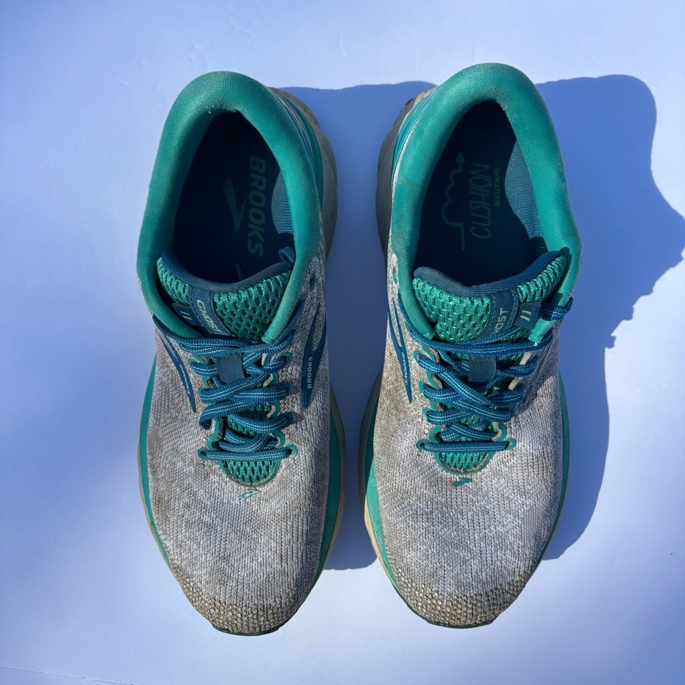 Brooks ghost 11 running shoes women’s size 9.5 - Picture 2 of 10
